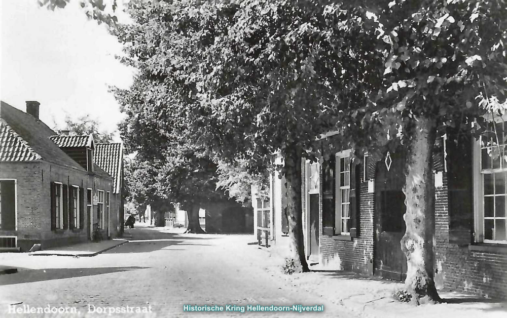 Bekijk detail van "Hellendoorn"