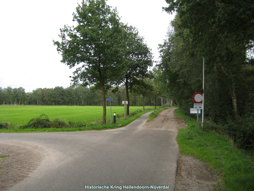 Bekijk detail van "<span class="highlight">Kruising</span> Veenweg-fietspad naar Wierden 2008"