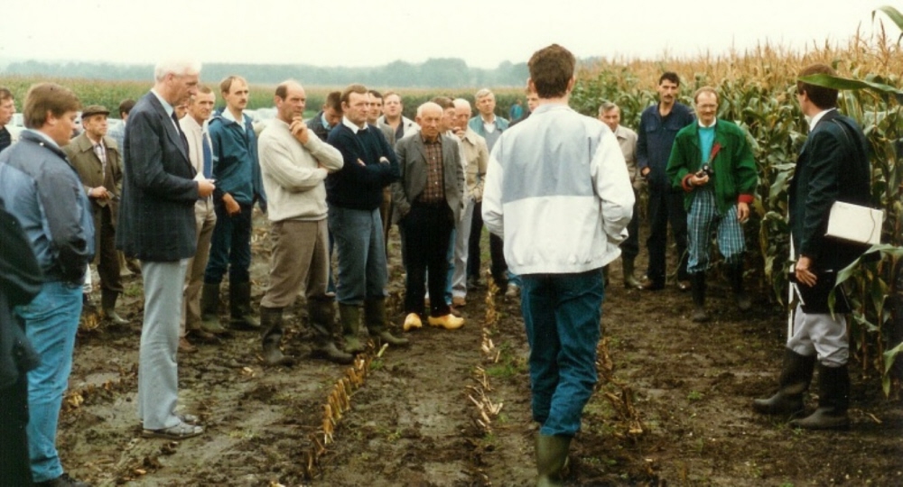Bekijk detail van "Fedde Zijlstra: 'De landbouwvoorlichting werd geleidelijk geprivatiseerd'"