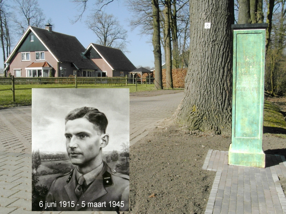 Bekijk detail van "Henk Brinkgreve, chef-staf van de BS in Overijssel"