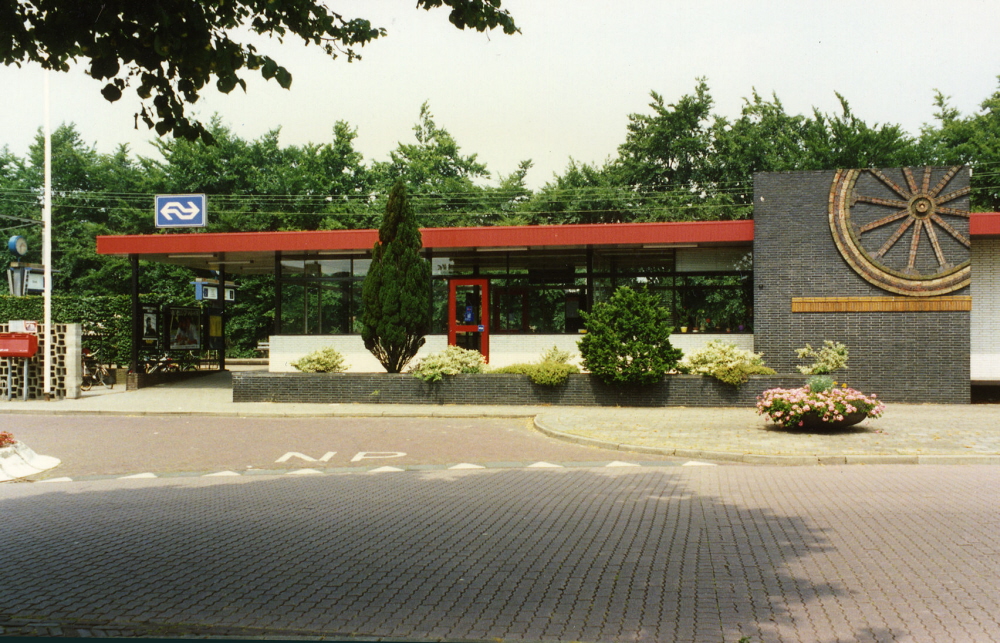 Bekijk detail van "Het station Wierden"