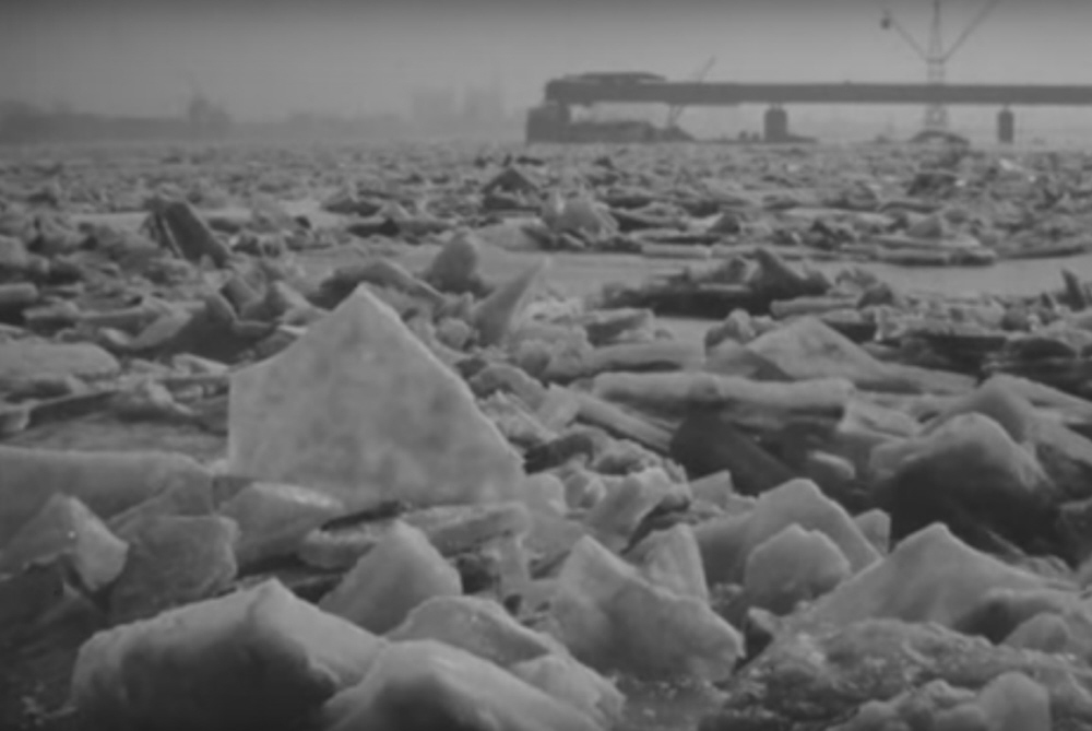 Bekijk detail van "Reinier Paping en de Elfstedentocht (film)"