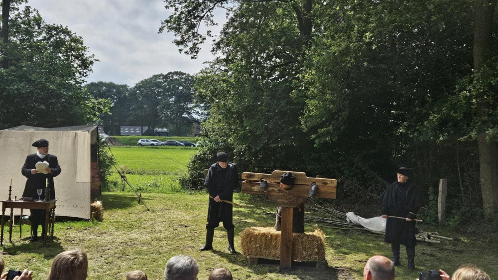 Bekijk detail van "Vergeten Geschiedenis Ontdekt: Het Duistere Verleden van Hooge Hexel"